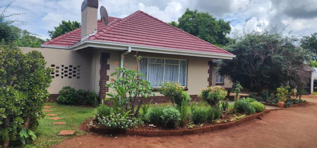 Lovely 3 Bed In Mount Pleasant - 2153 Harare Exterior foto